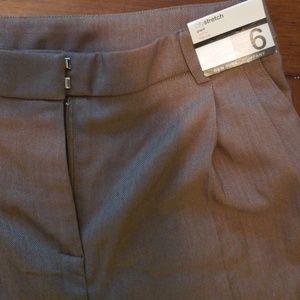 NWT  New York and Company City Stretch pants